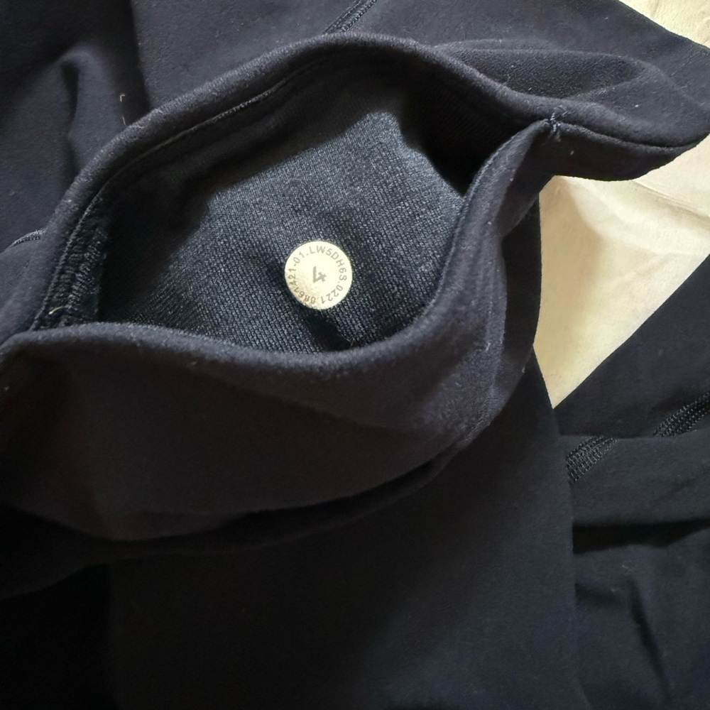 Lululemon HR Align Joggers Size 4 - Picture 3 of 4